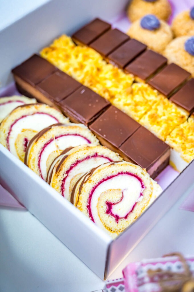 Bisou Bisou cakes vol 3